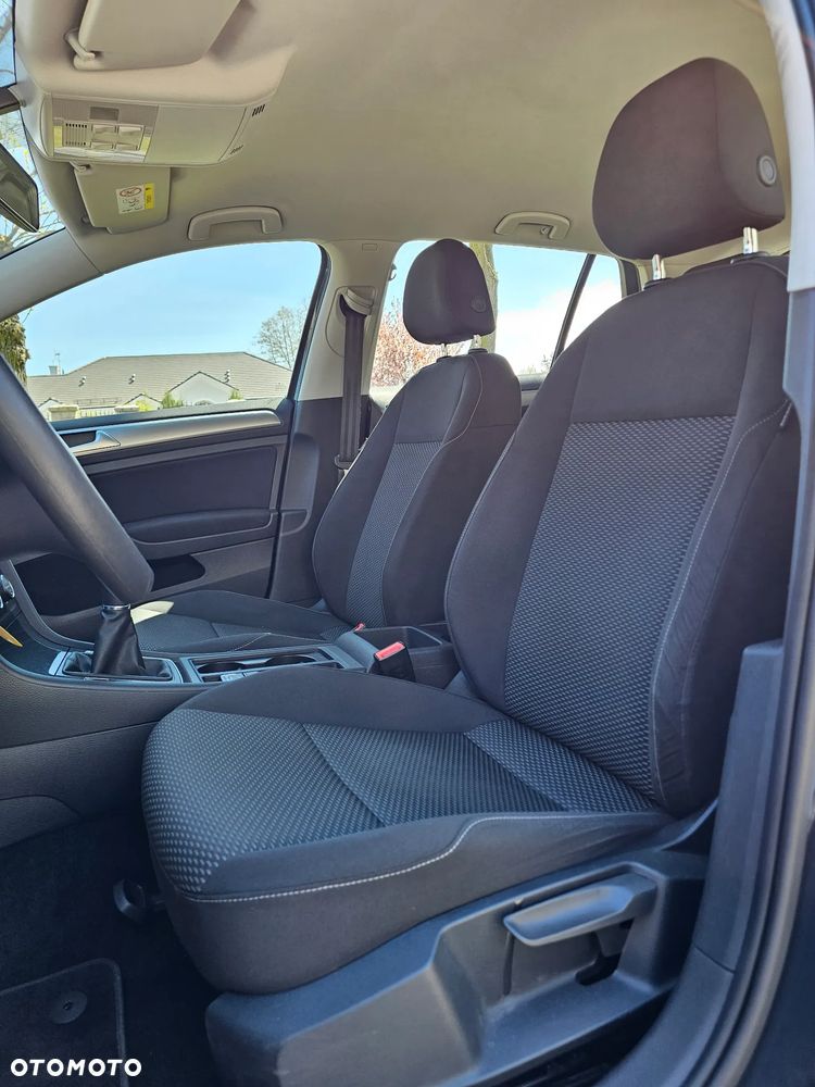 Volkswagen Golf 1.6 TDI BMT Comfortline - 22