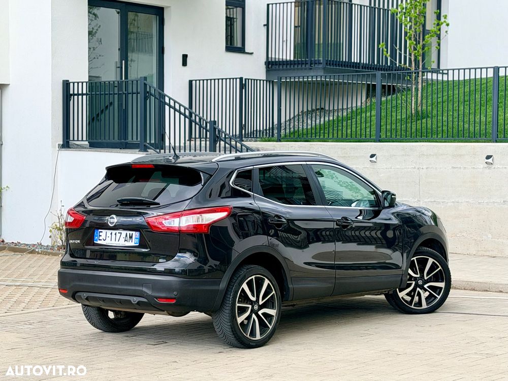 Nissan Qashqai 1.6 DCI ALL-MODE 4x4i TEKNA+ - 6