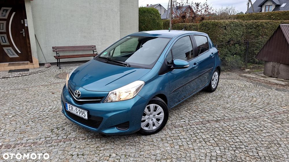 Toyota Yaris 1.33 VVT-i Executive - 4