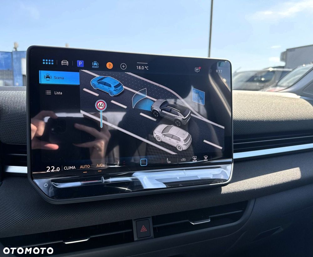 Volkswagen T-Roc - 24