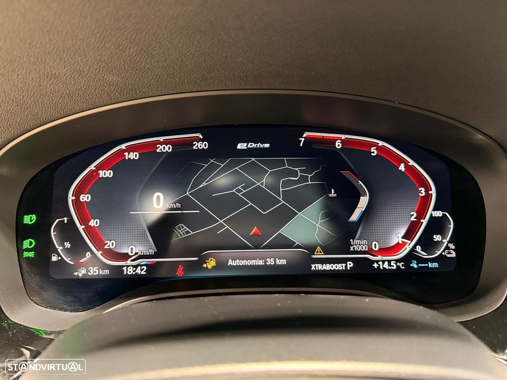 BMW 530 e Pack Desportivo M - 37