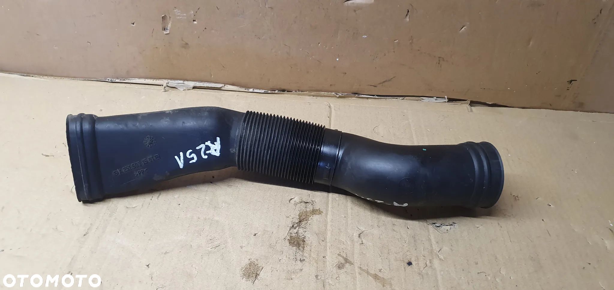 Rura dolot przewód powietrza Mercedes R-Klasa W251 3.0 CDI A2515051361 A2515051561 - 1