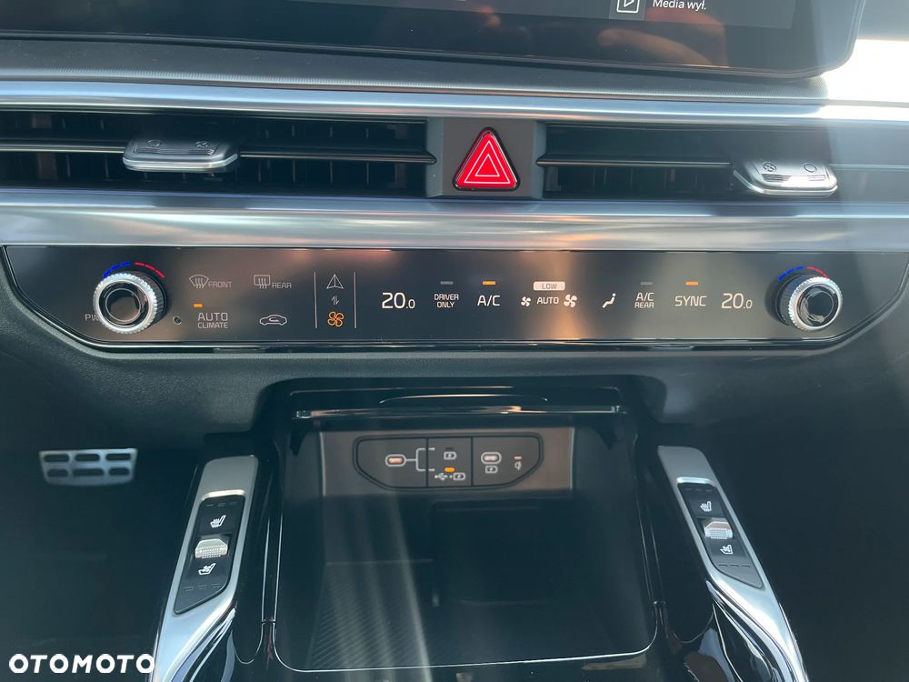 Kia Sorento 1.6 T-GDI HEV Prestige Line AWD 6os - 23