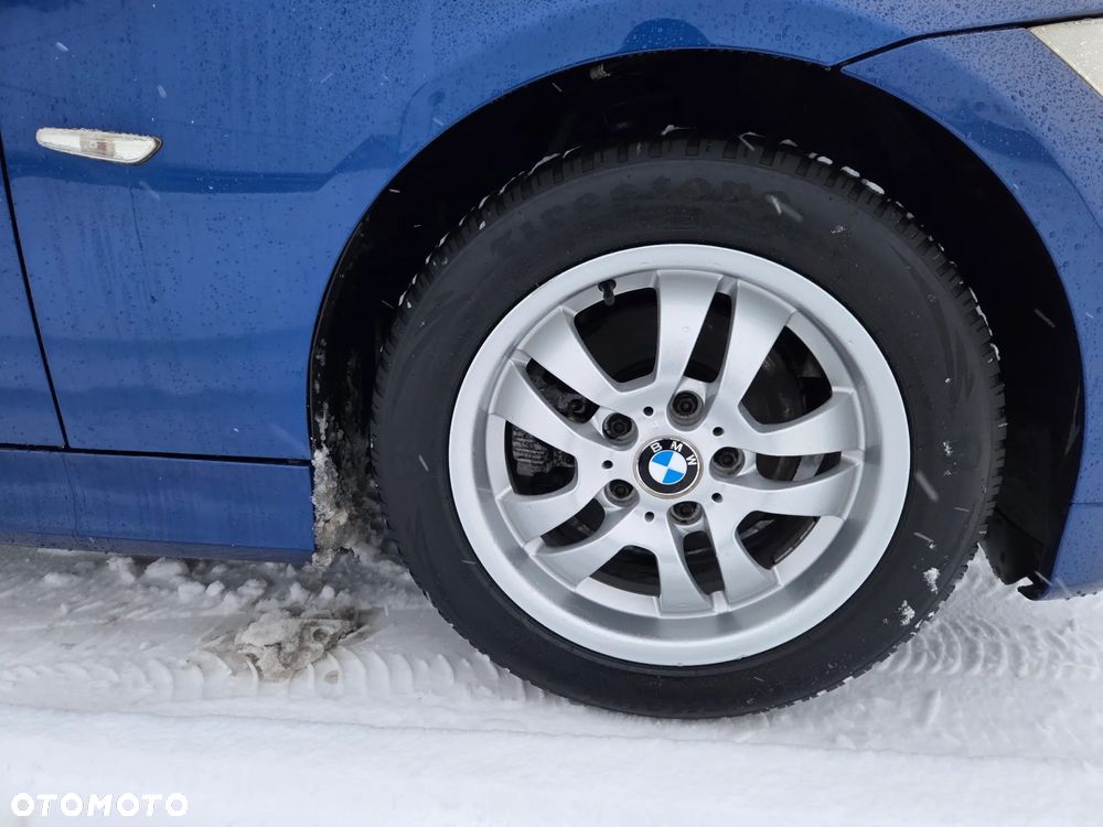 BMW Seria 3 - 35