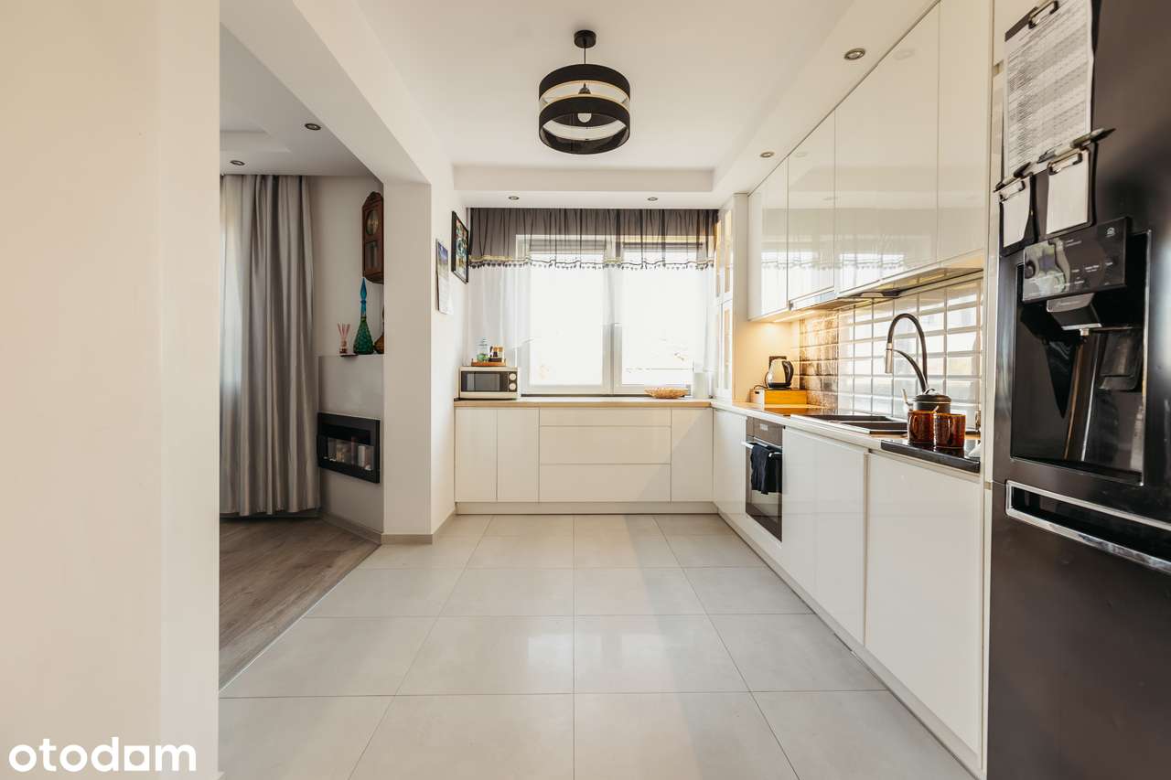 House - View 3