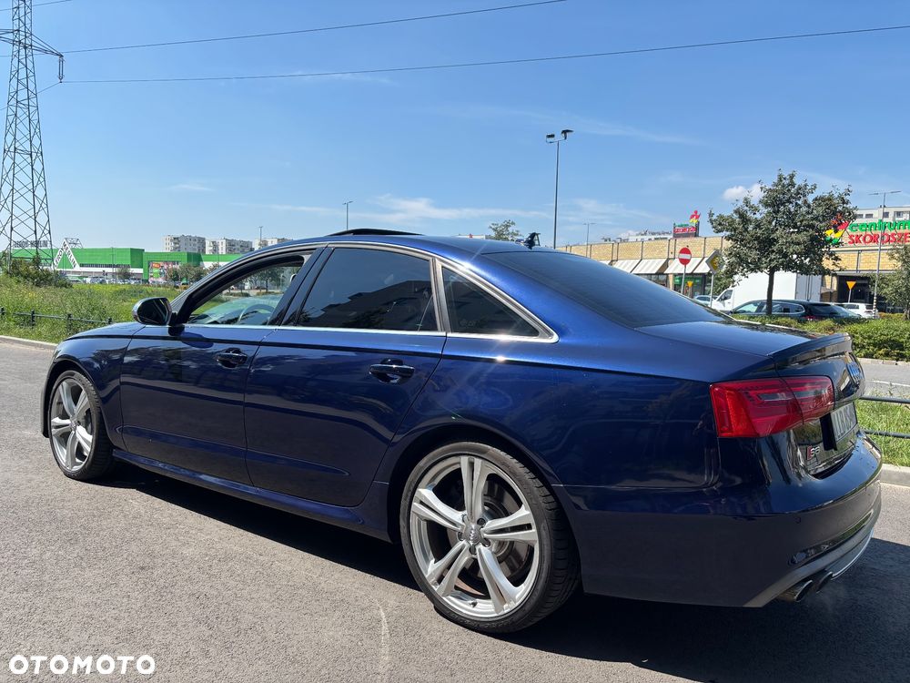 Audi S6 Limousine - 10