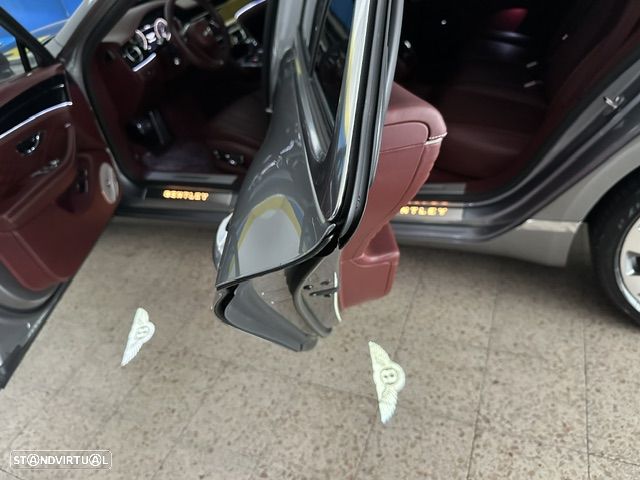 Bentley Flying Spur W12 - 42