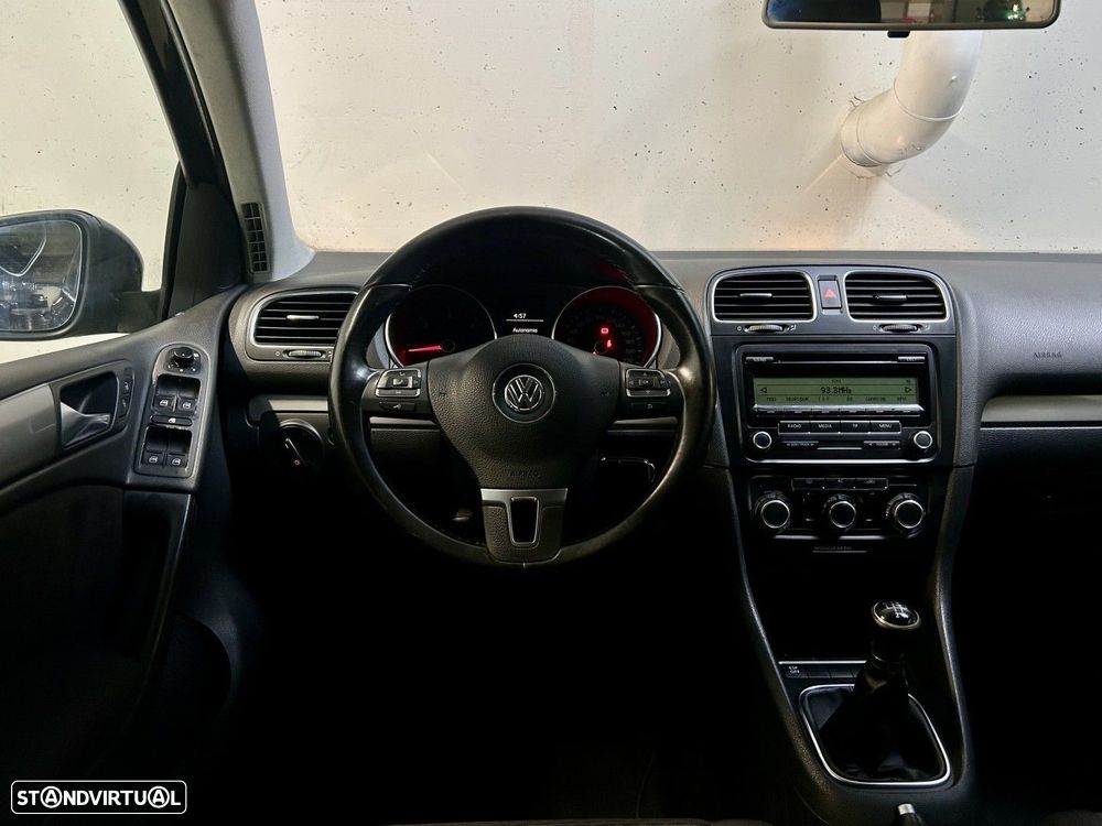 VW Golf 1.6 TDi Confortline - 26