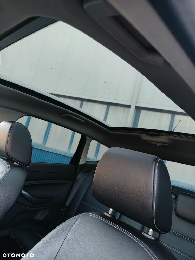 Ford Kuga 2.0 TDCi 4WD Titanium - 22