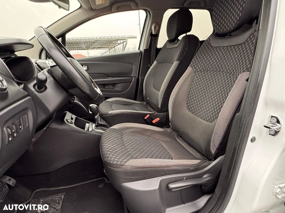 Renault Captur - 12