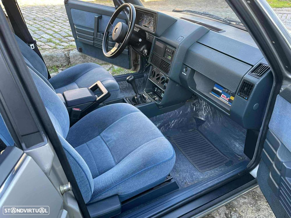 Alfa Romeo 90 2.0 S - 28