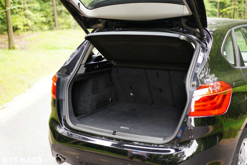 BMW Seria 2 216d - 3