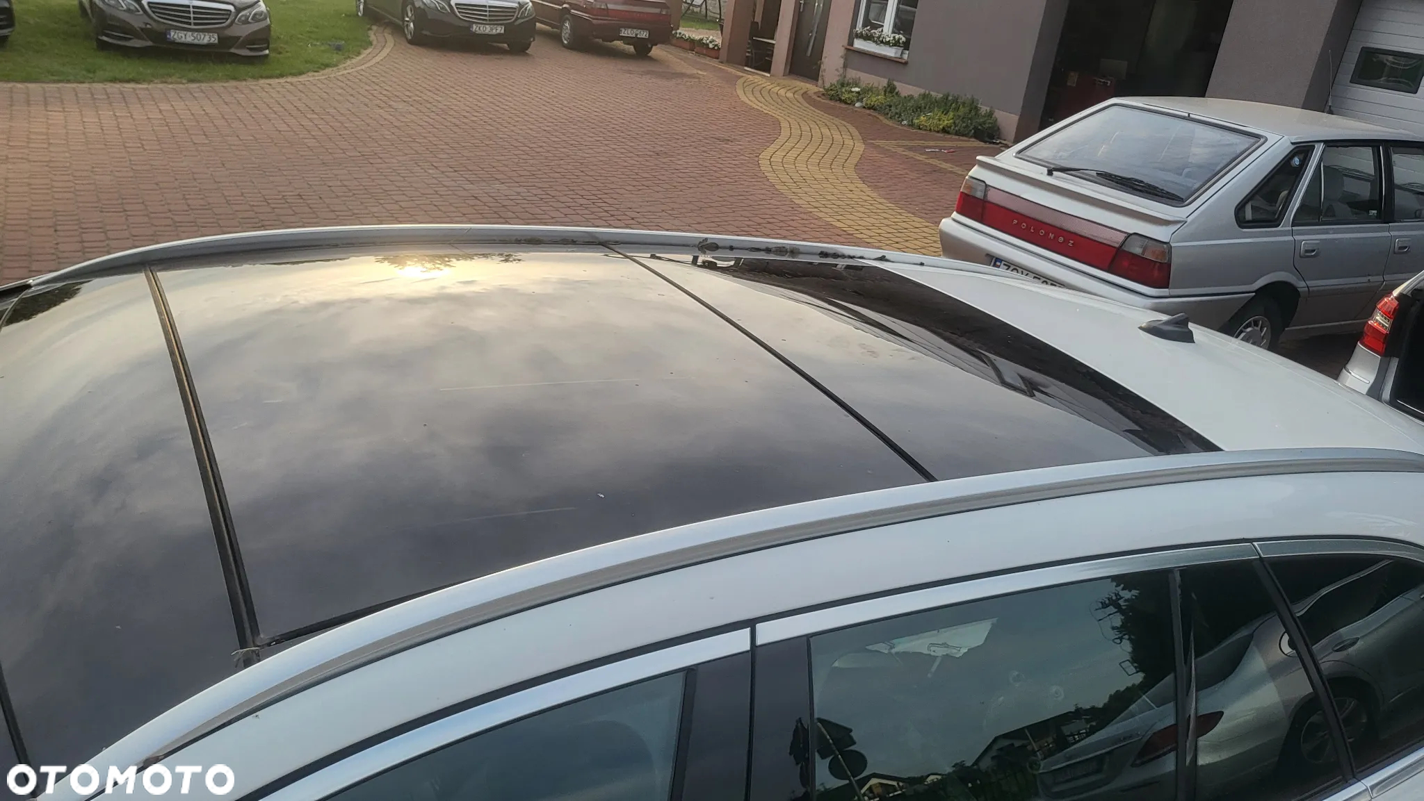 Mercedes-Benz Klasa E 220 d 4Matic T 9G-TRONIC - 29