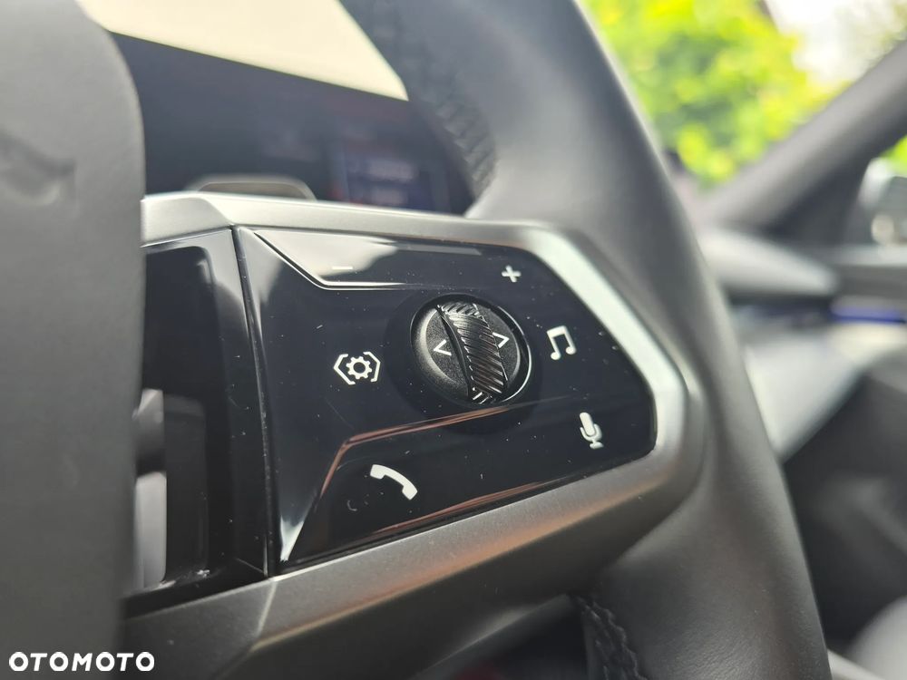 BMW Seria 5 520d xDrive mHEV M Sport - 14