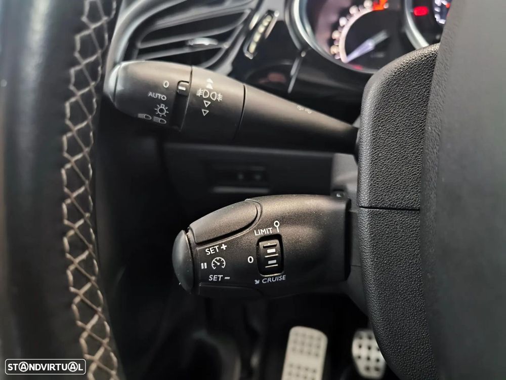 DS DS3 PureTech 130 Start & Stop SportChic - 53