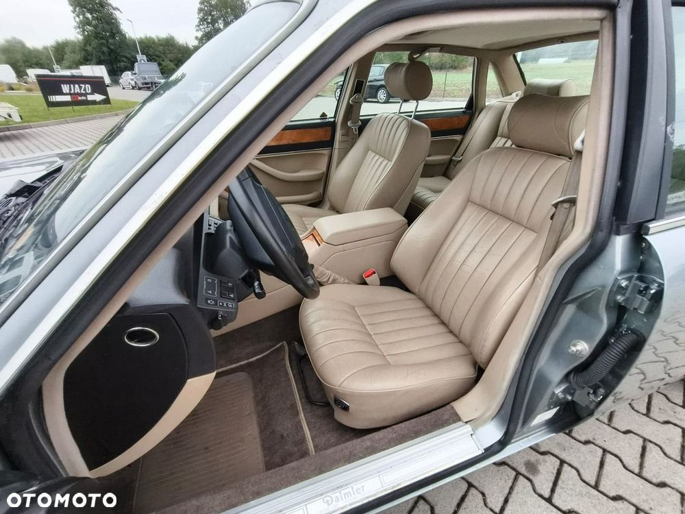 Jaguar XJ - 10