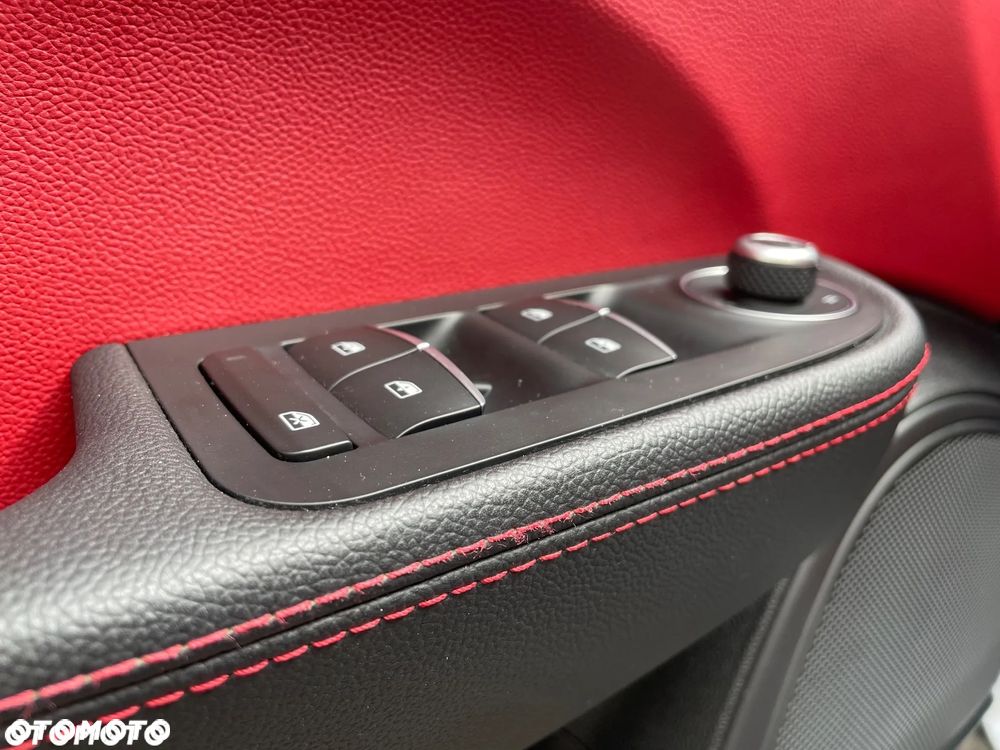 Alfa Romeo Giulia 2.0 Turbo Veloce Q4 - 38