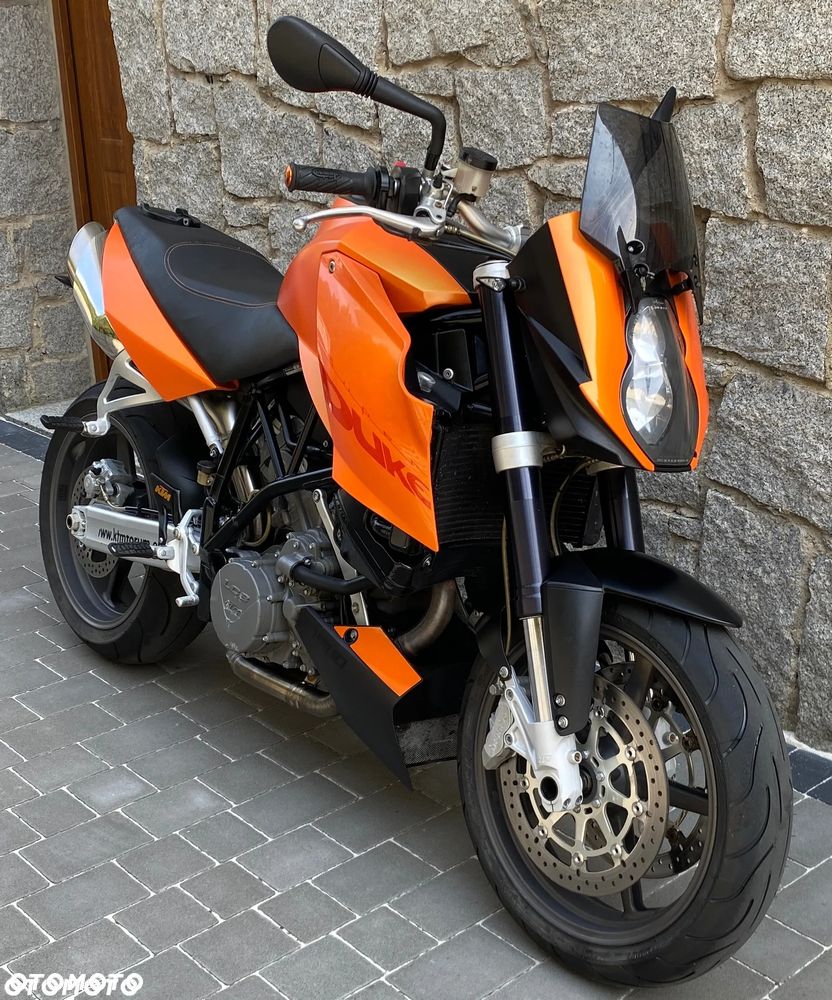KTM Super Duke - 1