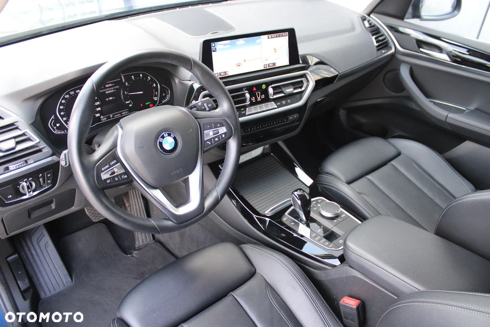 BMW X3 xDrive20i - 13