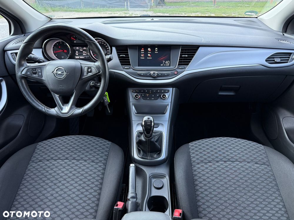 Opel Astra 1.4 Turbo Innovation - 10