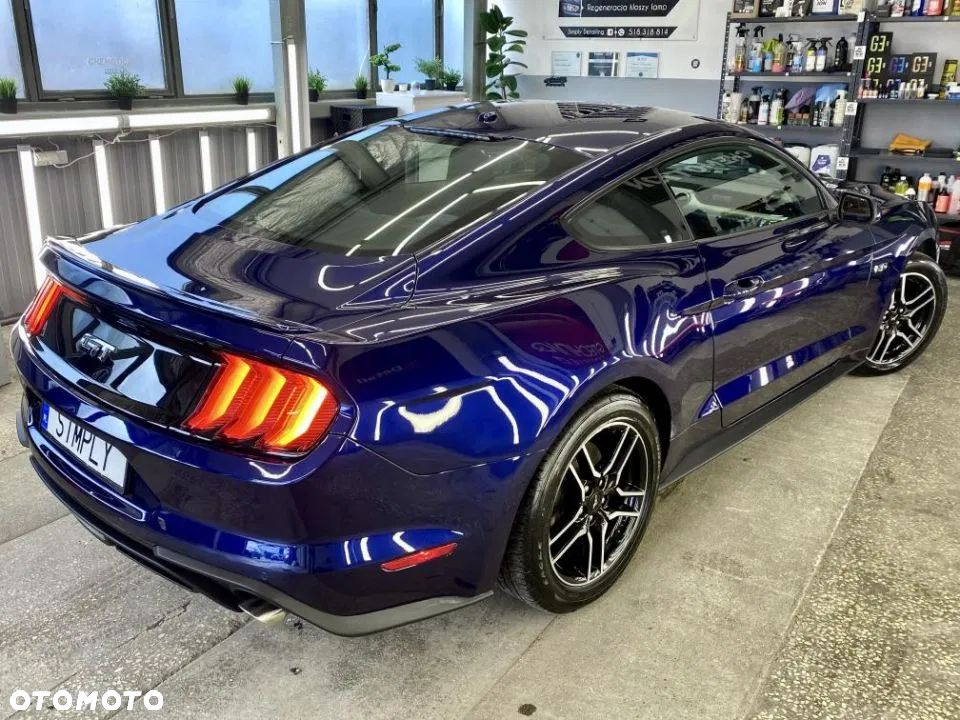 Ford Mustang - 2