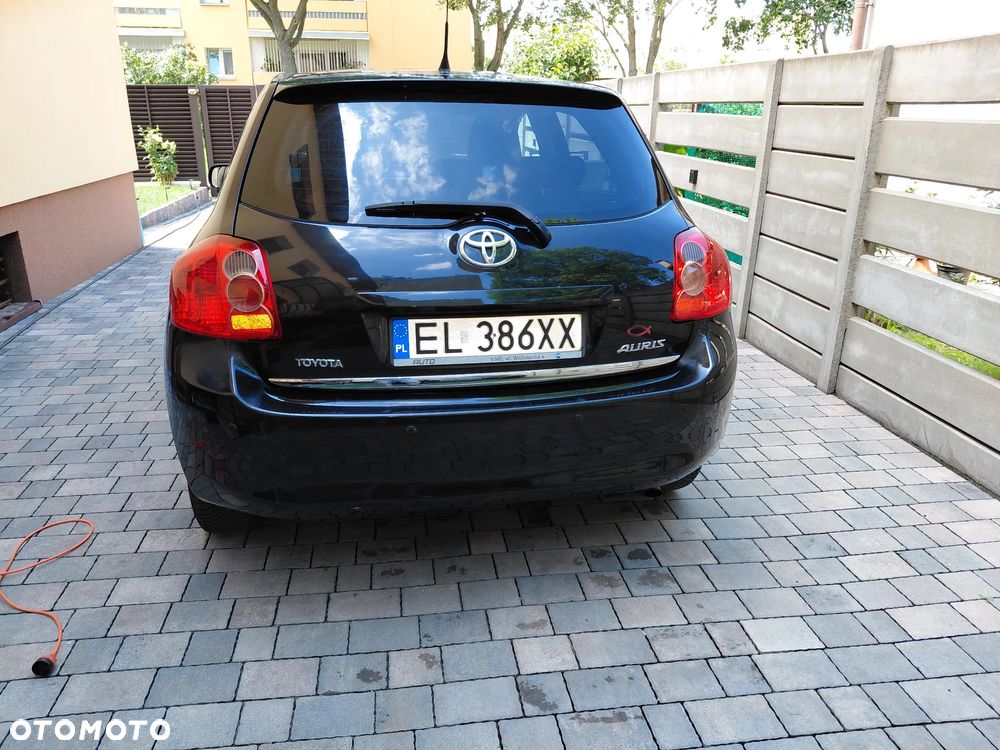 Toyota Auris 1.6 VVT-i Luna - 4