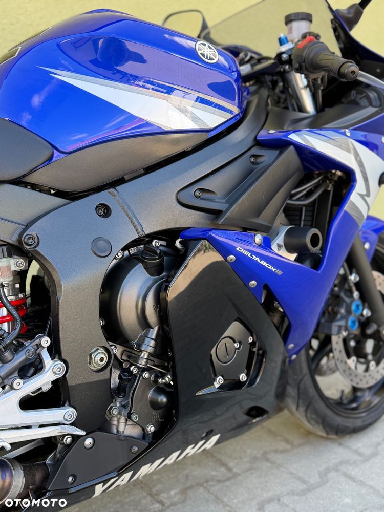 Yamaha R6 - 15