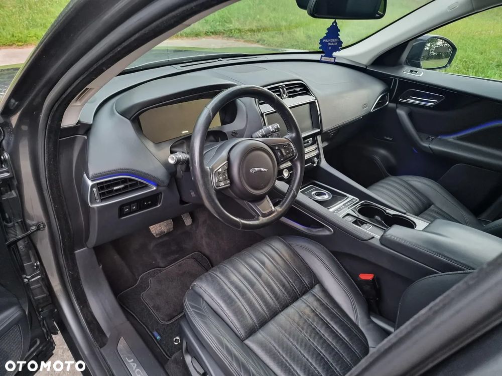 Jaguar F-Pace 2.0 i4D AWD Portfolio - 11