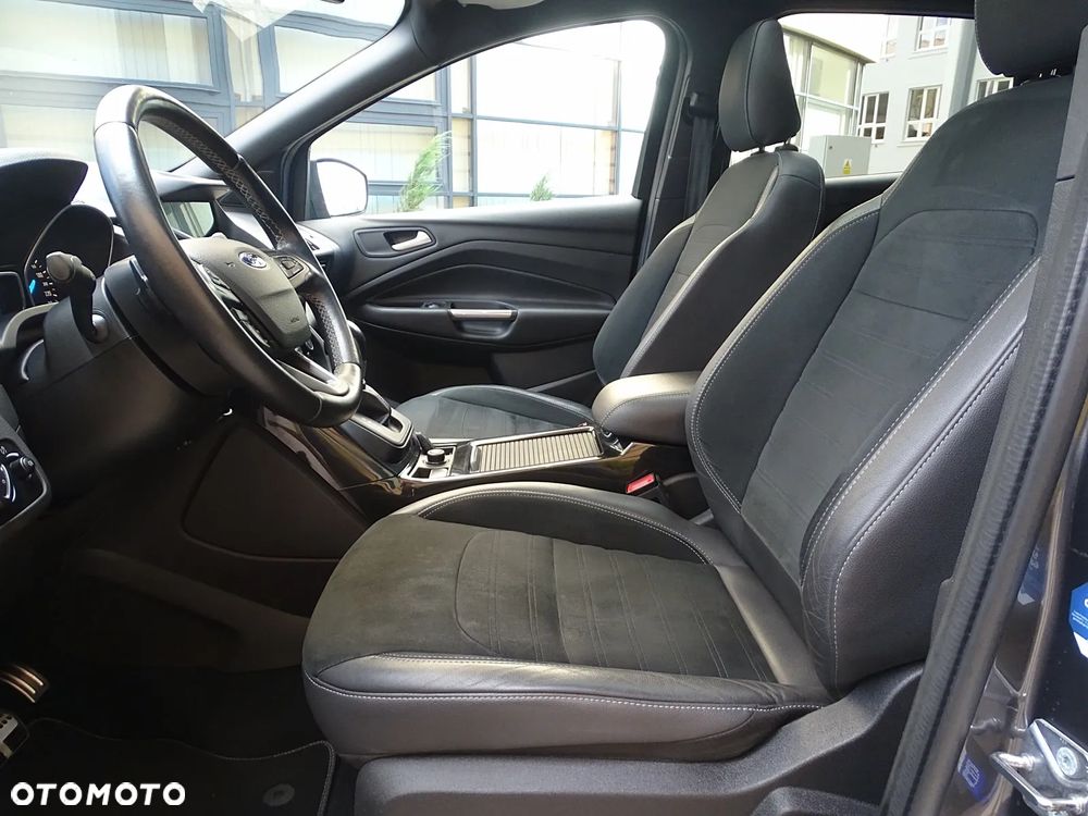 Ford Kuga 2.0 TDCi AWD ST-Line Black - 16