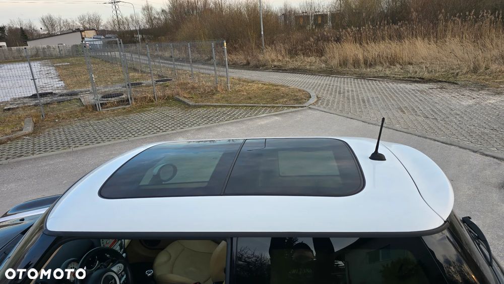 MINI Cooper Standard - 15