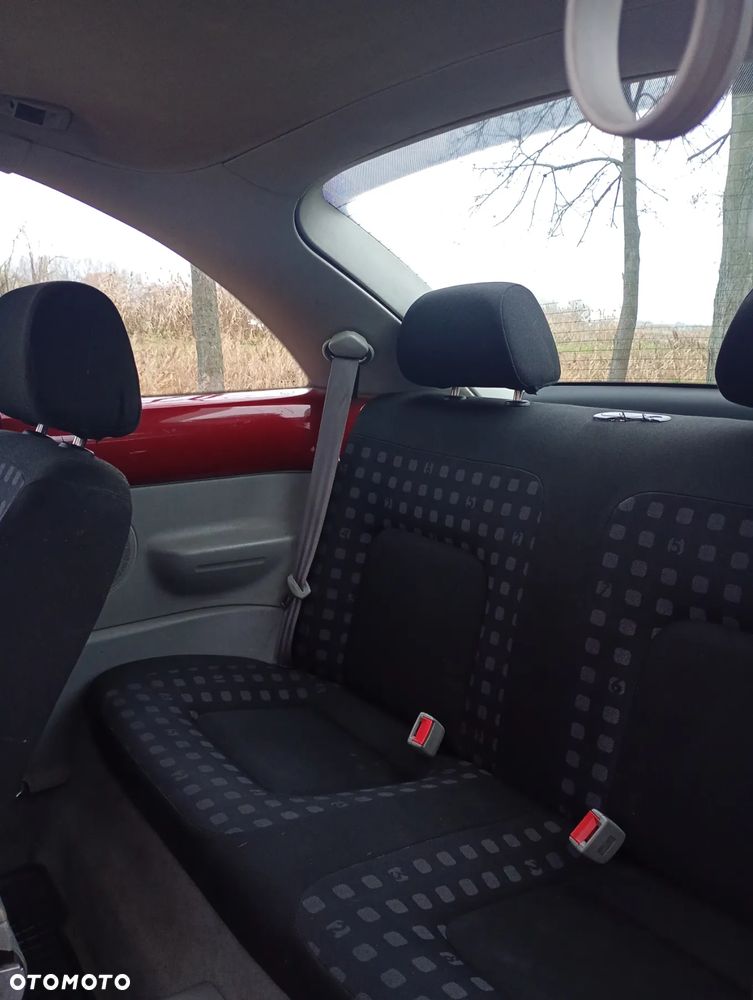 Volkswagen New Beetle 1.9 TDI - 8