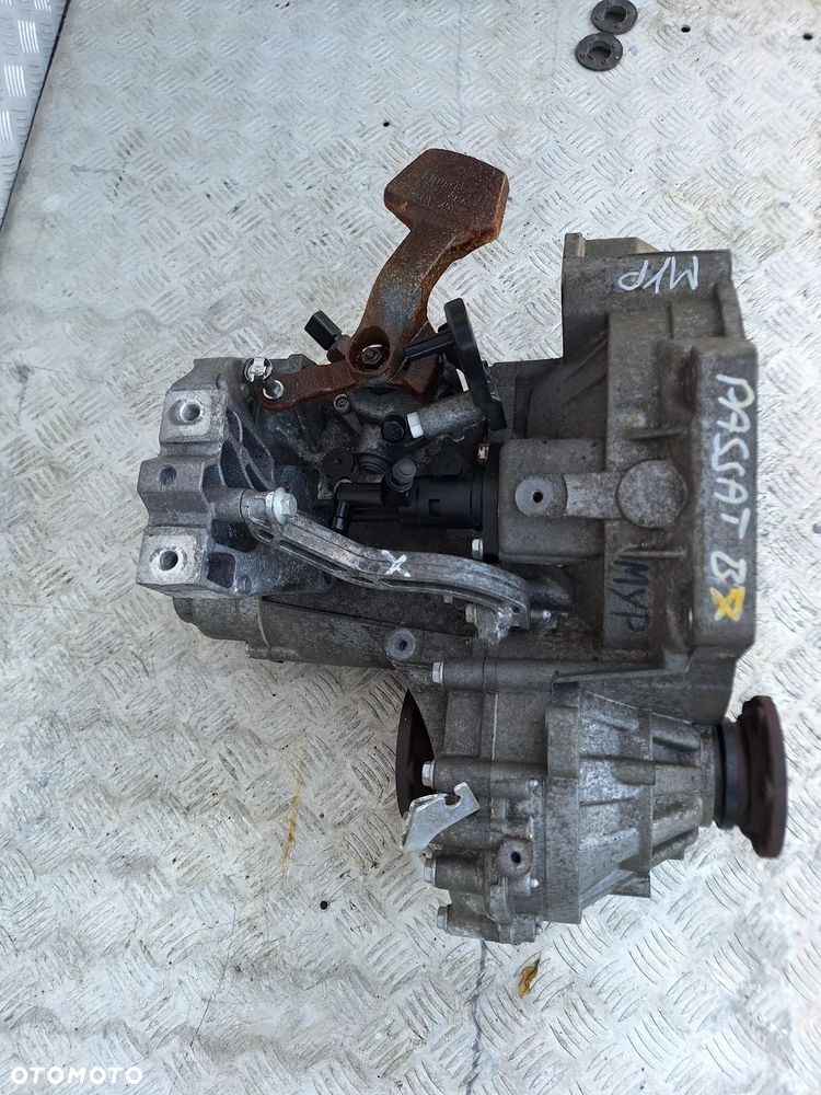 SKRZYNIA BIEGÓW MYP 1.6 TDI - VW PASSAT B7 - 3