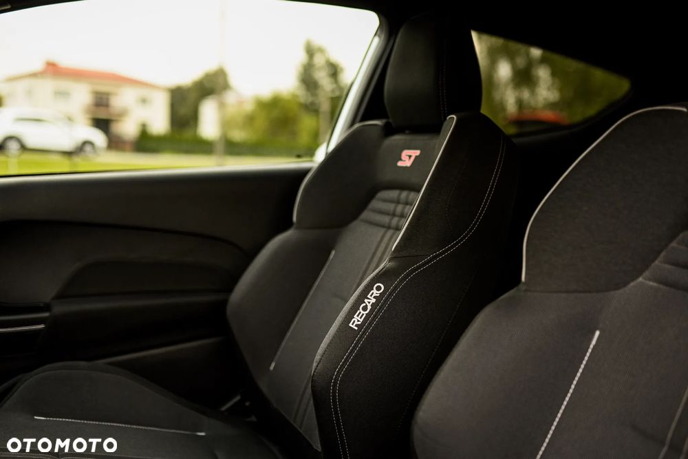 Ford Fiesta 1.5 EcoBoost S&S ST X - 35