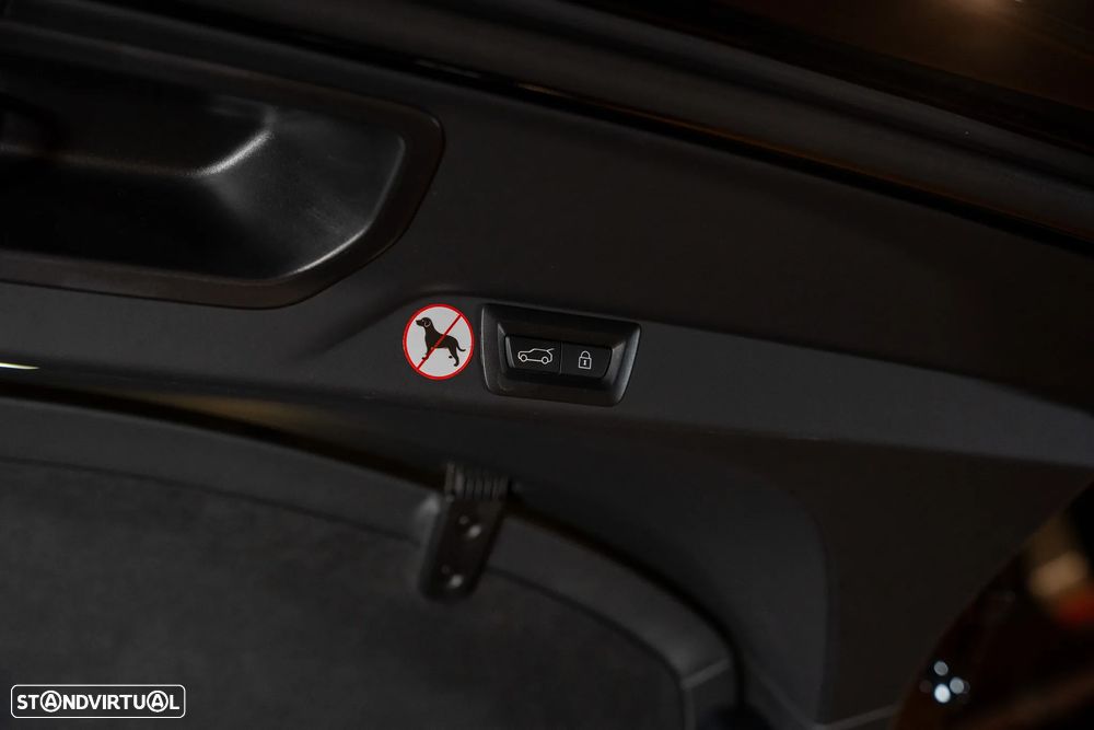 Rolls Royce Cullinan Black Badge - 42