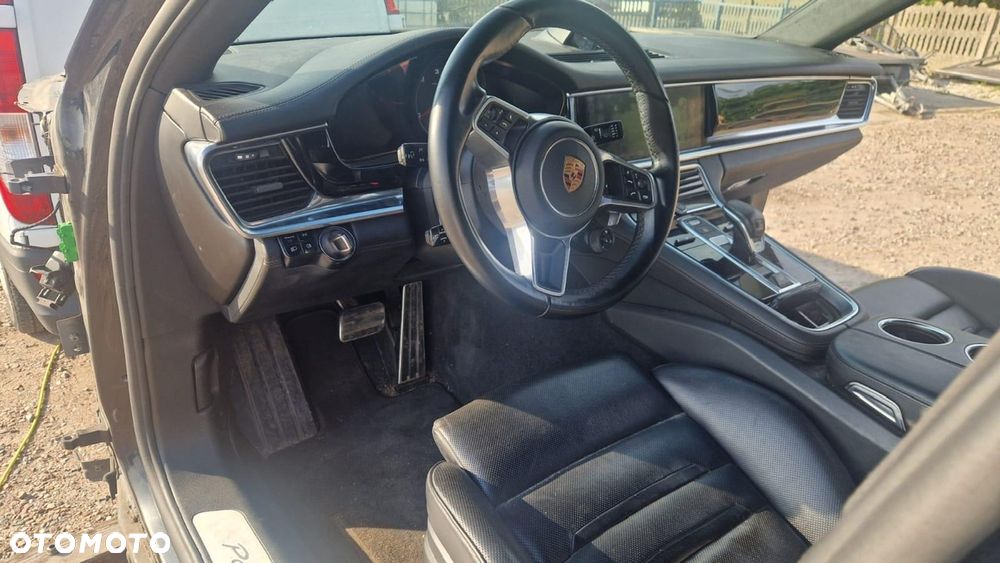 Porsche Panamera 4S Diesel - 3