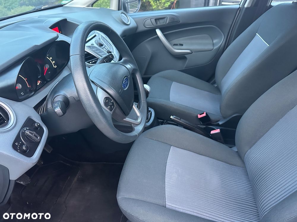 Ford Fiesta 1.25 Ambiente - 17