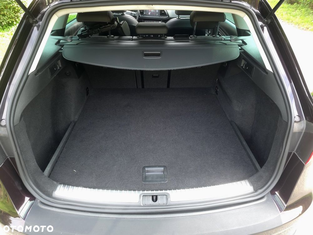 Seat Leon 2.0 TDI FR S&S DSG - 36
