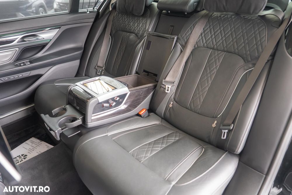 BMW Seria 7 740Ld xDrive - 27