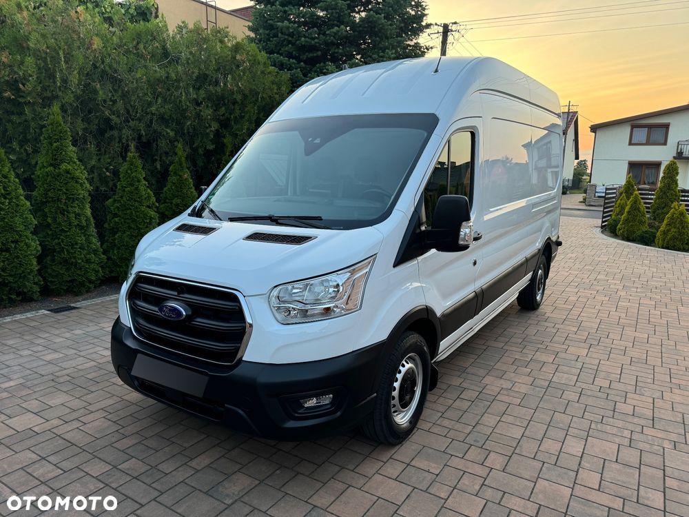 Ford Transit - 1