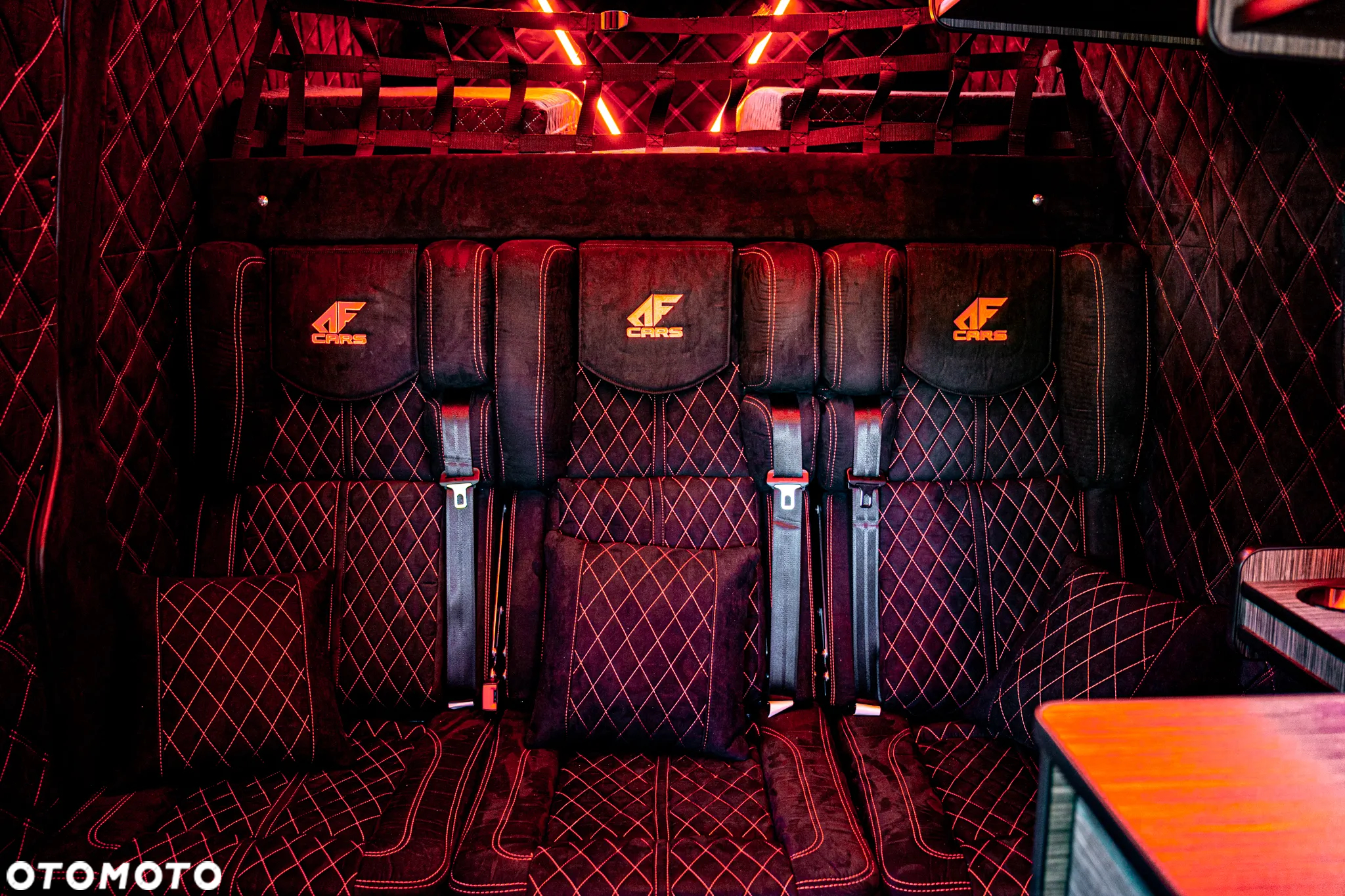 Mercedes-Benz Sprinter - 23