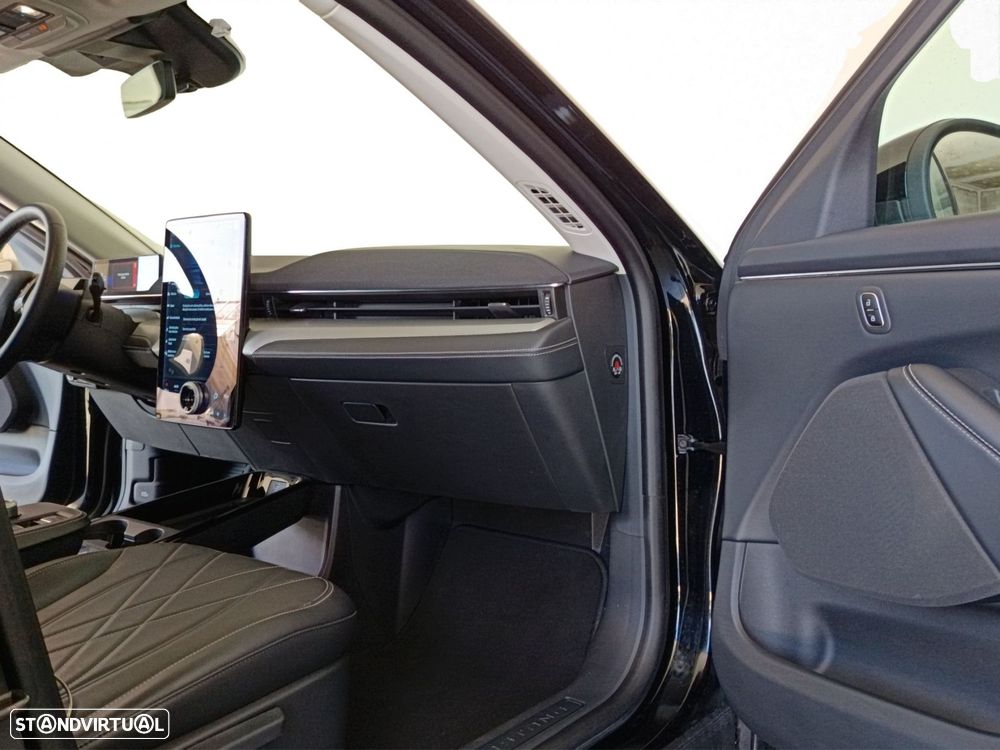 Ford Mustang Mach-E Standard - 43