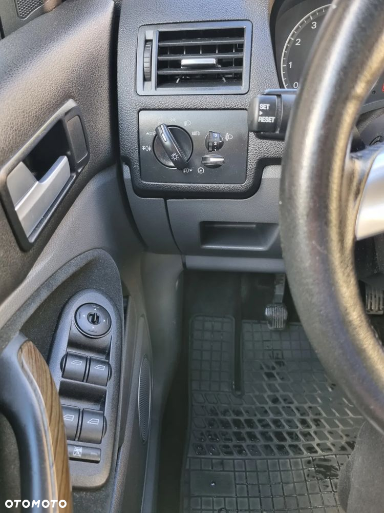 Ford Focus C-Max 1.8 Ghia - 15