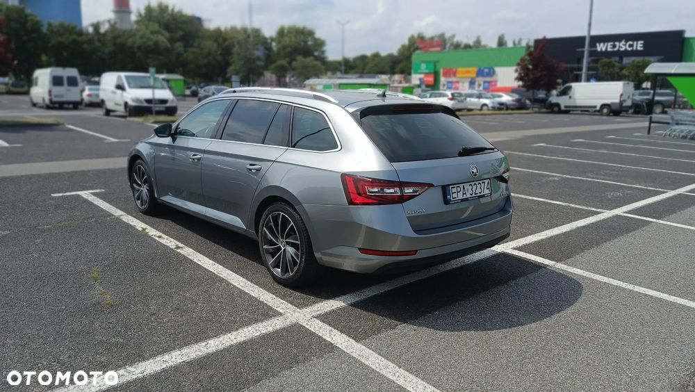 Skoda Superb 2.0 TDI L&K DSG - 5