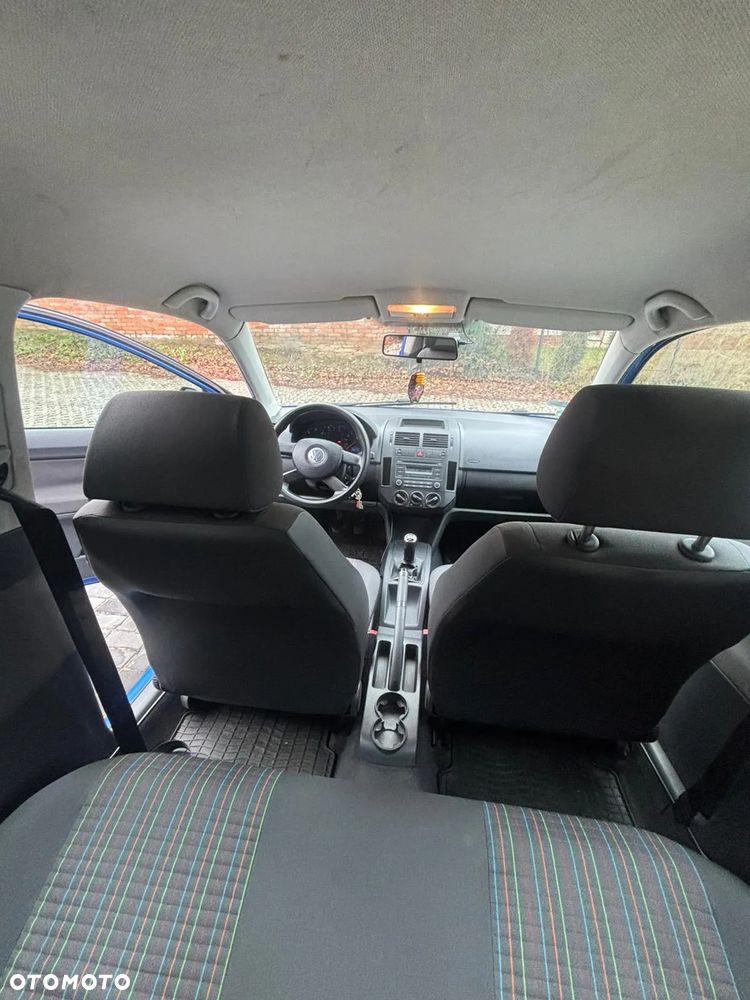 Volkswagen Polo - 9