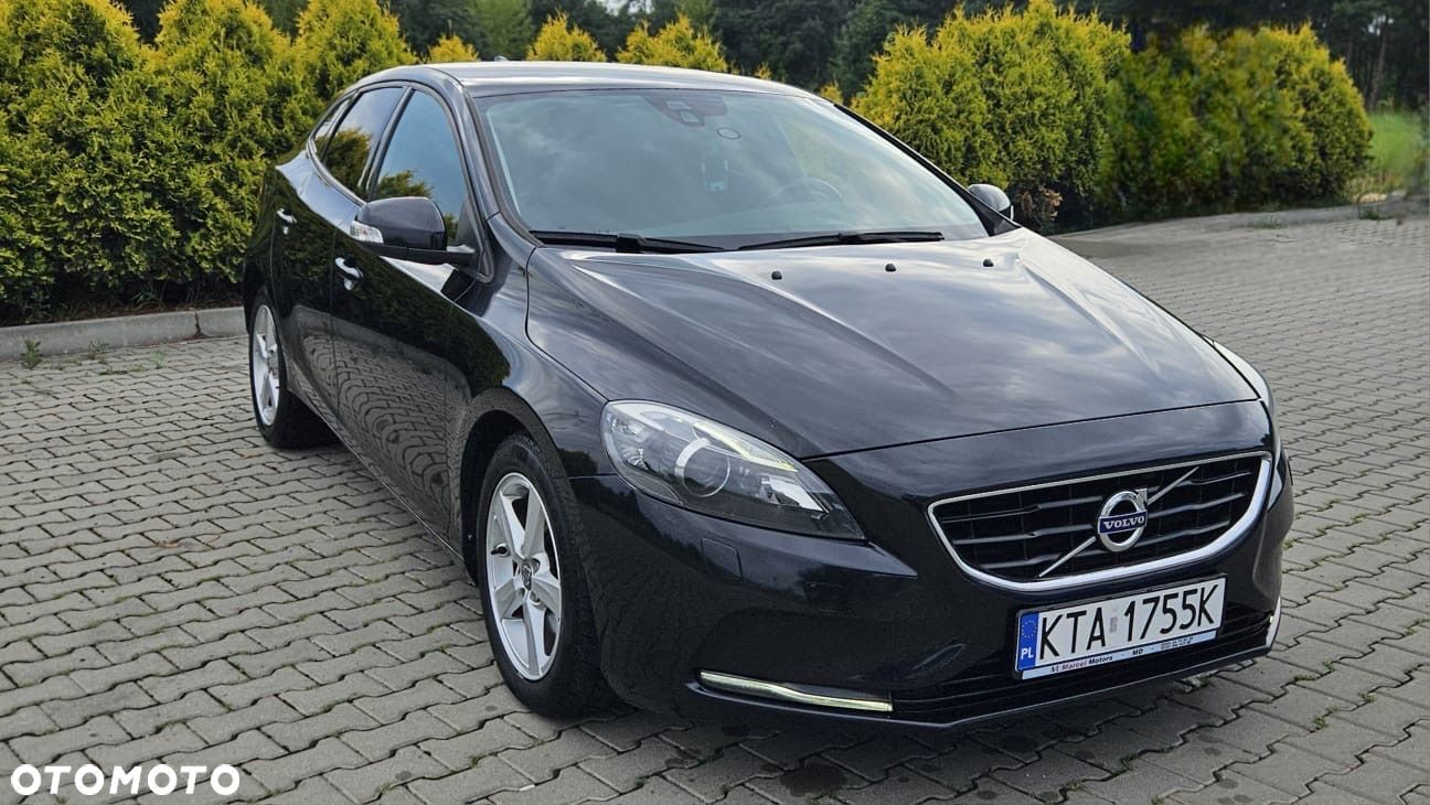 Volvo V40 D2 Powershift Momentum - 1