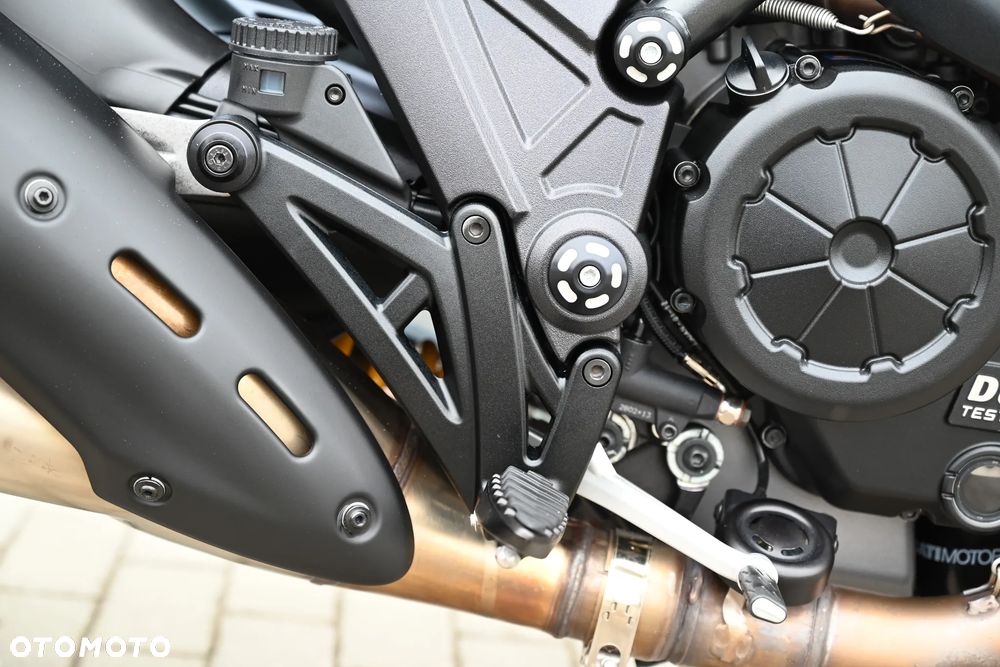 Ducati Diavel - 23