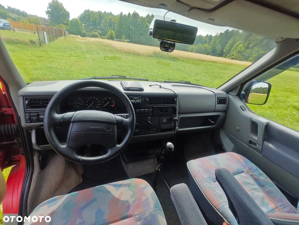 Volkswagen Multivan - 6