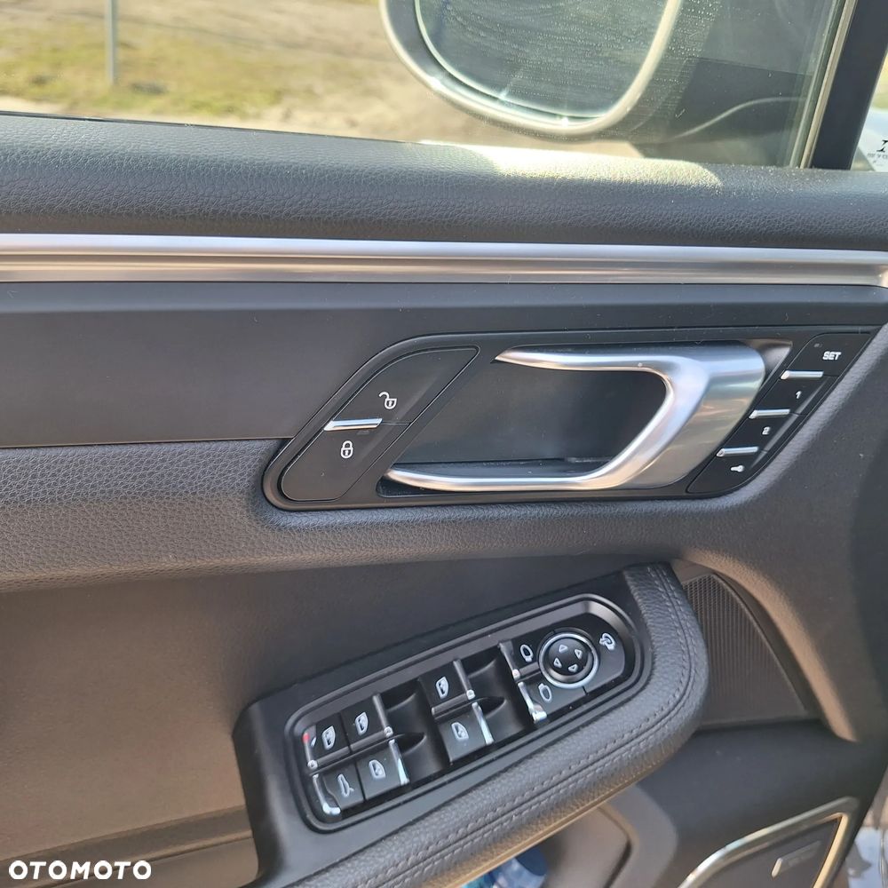 Porsche Macan PDK - 11