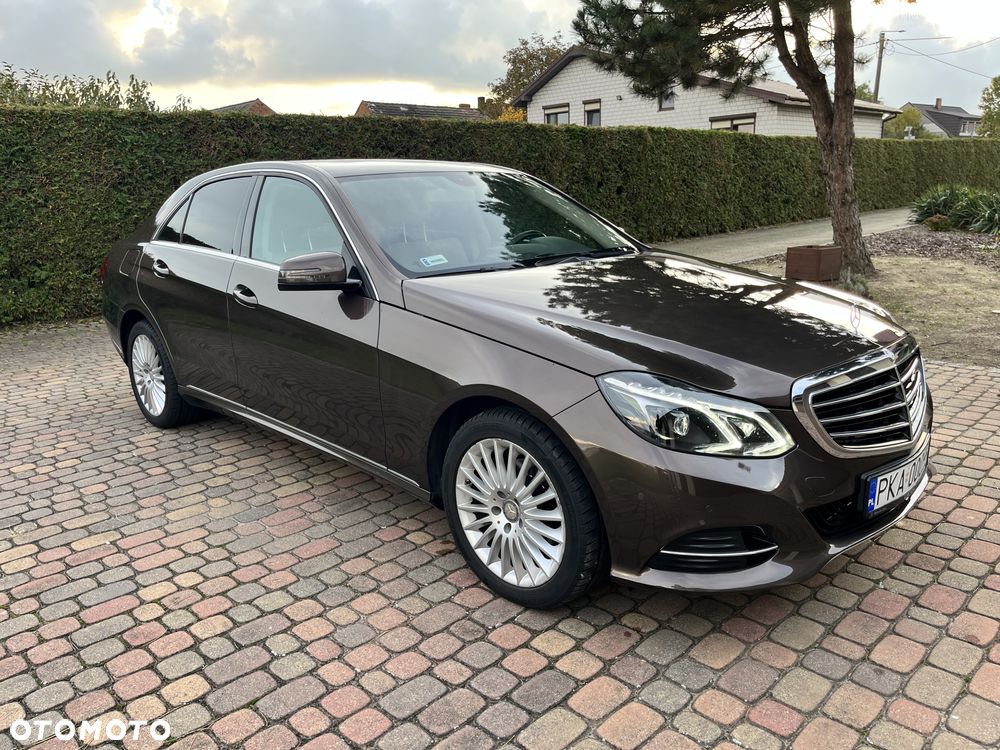 Mercedes-Benz Klasa E 200 BlueTEC 7G-TRONIC Elegance - 4