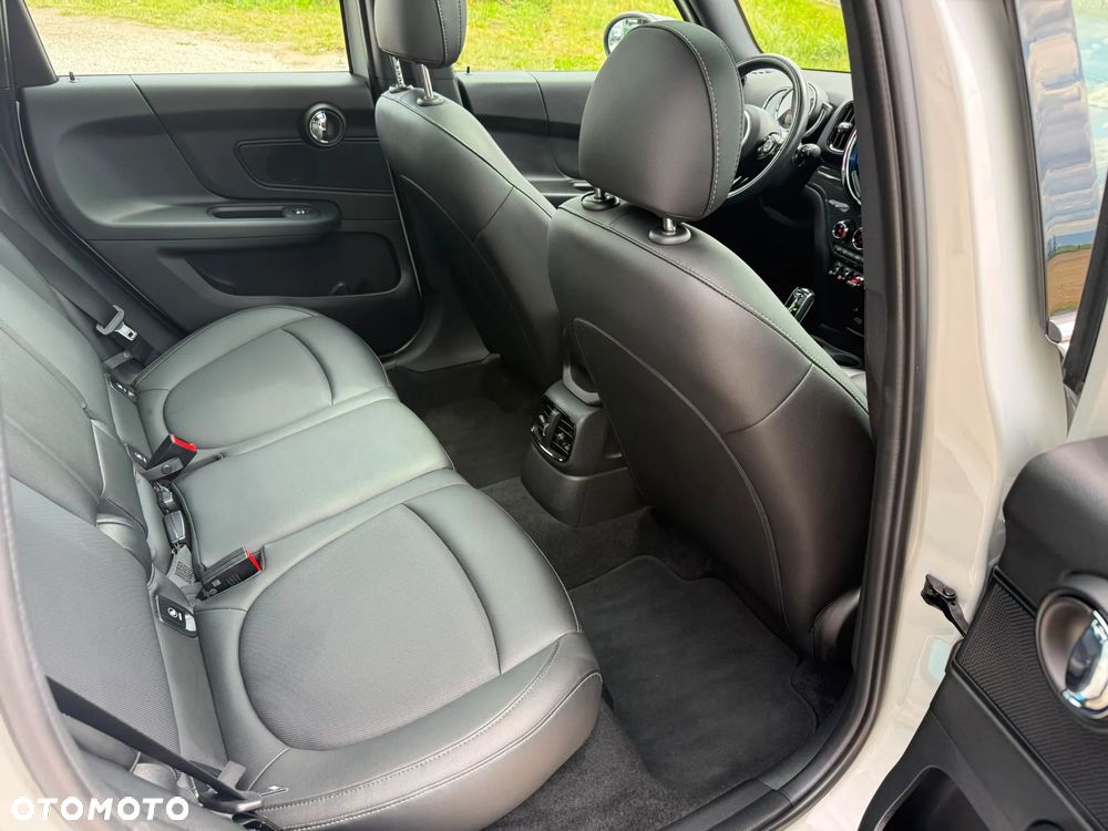 MINI Countryman Cooper Estate Edition - 12